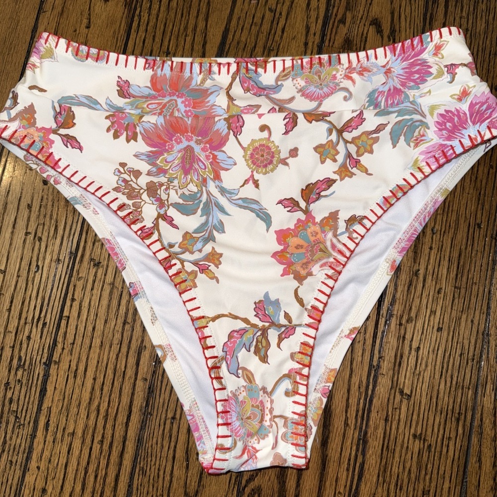 Cupshe Bikini Large Top Small High Waist Bottom NWT White Pink Red Floral - Picture 2 of 9